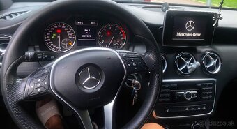 Mercedes A - 9