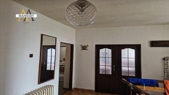 Na predaj priestranný 6-izbový rodinný dom s veľkým pozemkom - 9