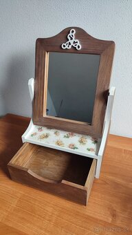 3 zásuvky labková patrola, toaletný stolik - 9