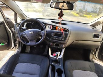 Kia ceed sw - 9