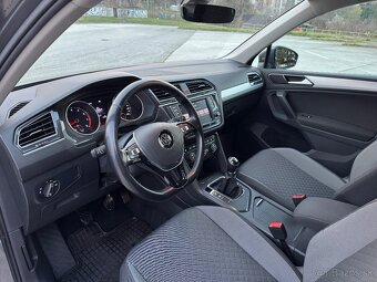 Volkswagen Tiguan Benzín Manuál 130 000km - 9