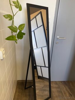 Nábytek a doplňky na prodej - 9