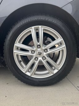 KIA CEED SW 1,6 CRDI / AUTOMAT - 9