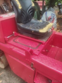 Vibračni valec HAMM - 9