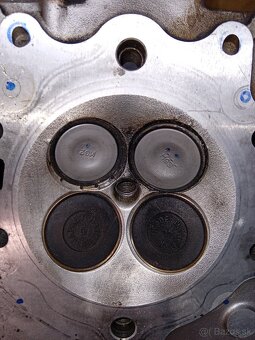 Hlava Honda NX650 Dominator - 9