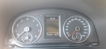 Predám VW Touran 2010 1.2 TSI - 9