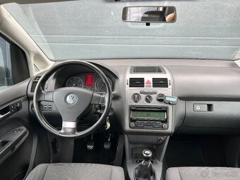 Volkswagen Touran 1.9 TDI 66kw 2009 - 9