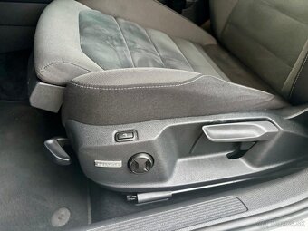 VW GOLF rv.1/2018 , 1.0TSI 81KW ,82 000km - 9