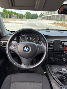 Na predaj: BMW E92 325i - 9