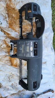 Rozpredam Ford Mondeo 2.0 tdci - 9