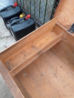 Predám peknu truhlicu zo šuplíkom - 9