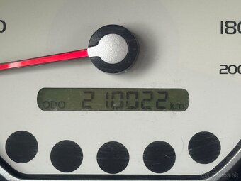 Hyundai i10 1.1 48,5kw - 9