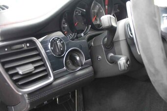 Vymenim porsche panameru GTS 316 kw - 9