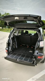 Predám MITSUBISHI OUTLANDER 2.2 DI-D 4WD TC-SST Intense+ - 9