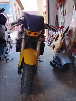 Suzuki gsxr 750 - 9