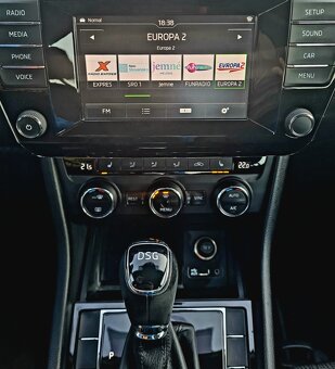 Škoda Superb 1.8 TSI Ambition Plus DSG - 9