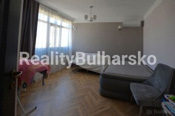 Prodej apartmánu 2+kk s výhledem na moře a bazén-Sveti Vlas - 9