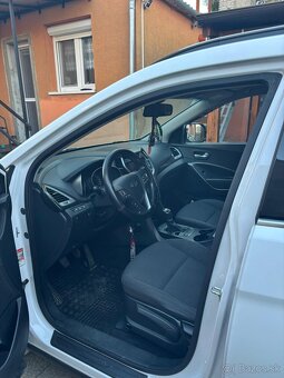 Hyundai Santa Fe - 9