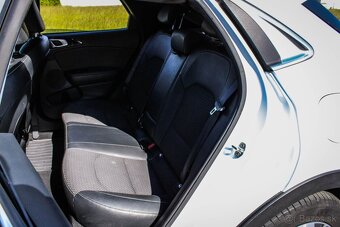 Kia XCeed 1.5 T-GDi Silver A/T - 9