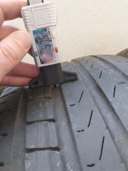 Letné 235/50 R19 pirelli - 9