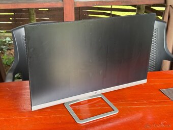 HERNÝ PC - RTX 3050 Intel i5 12400 32GB RAM - 9