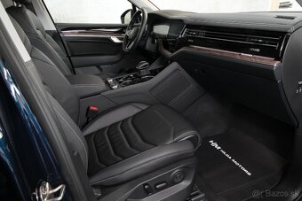 VW Touareg 3.0TDI 170kW 4x4 Vzduch Tažné ACC IQ Matrix 30tkm - 9