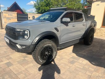 Ford ranger raptor - 9