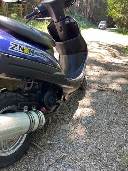 Skúter Adamoto znen 50ccm - 9