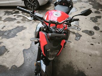 Honda 500 Hornet 2024 - 9