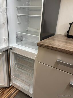 Kapučínová moderná kuchyňa ALEX - 9