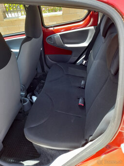 Predám Toyota Aygo 1.0 - 9