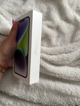 iPhone 14 - 9