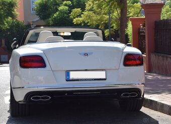 Bentley Continental GTC V8 S - 9
