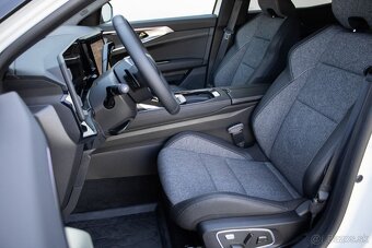 Renault Austral 1.4 mHEV 160 Techno+ (2025) - 9