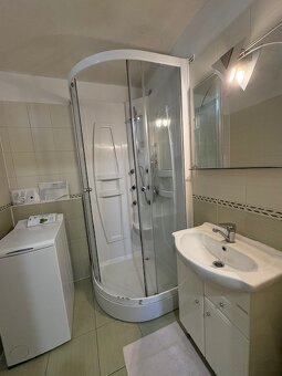 PREDAME 3IZBOVY BYT V NOVOM MESTE NAD VAHOM - 9