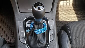 Hyundai i30 Fastback - 9