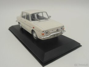 Renault 1/43 - 9