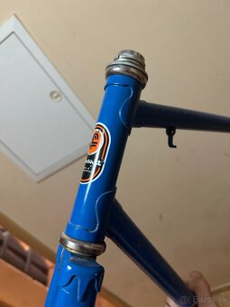 Favorit F8 pekný rám - 9