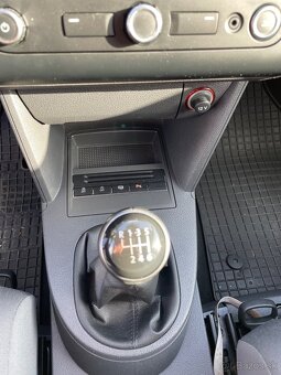 Volkswagen Touran - 9