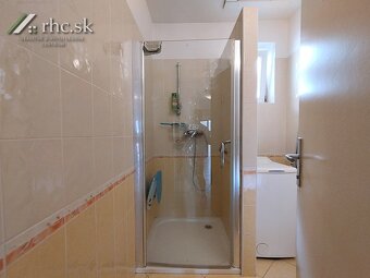 SLNEČNÝ DOM BLÍZKO CENTRA MESTA - NOVÝ RIADOK, STROPKOV - 9