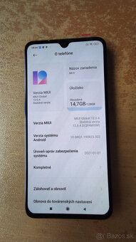 Xiaomi Mi9 (6/128GB) Ocean Blue - 9