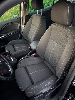 Opel Zafira - 9