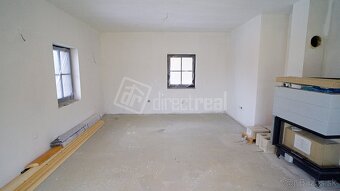 Krásny zrub pri Liptovskej Mare tesne pred dokončením - 9