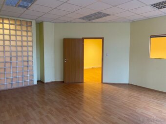 Administratívny priestor na prenájom - Bratislava V - 9