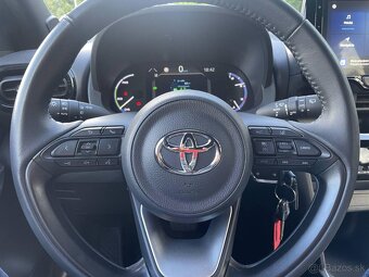 Toyota Yaris Cross 1.5 Hybrid - 9