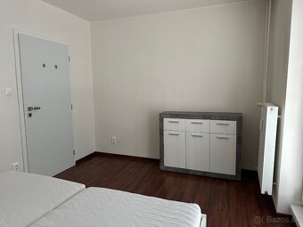 Prenájom 2 izb.bytu na Bulvári - komplet zariadený - 9