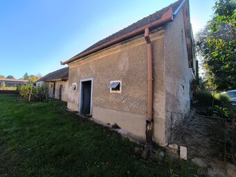🏡 Dom s veľkým pozemkom a potenciálom na krásne bývanie - 9
