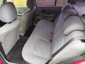 Predám na Náhradné diely Renault Thalia 1.4 55 KW Rv 2003 - 9