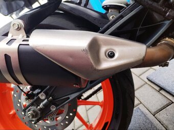KTM DUKE - 390, r.2017 - 9