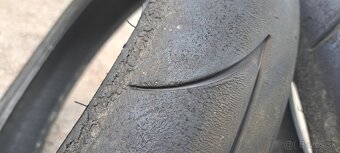 Dunlop D213 200/60 R17 a 120/70 R17 sada - 9